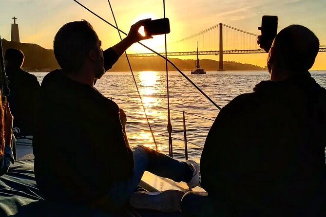 Lisbon Sailing Yatch Party Rentals (4:30 H) With Host, F & D - The Sum Up