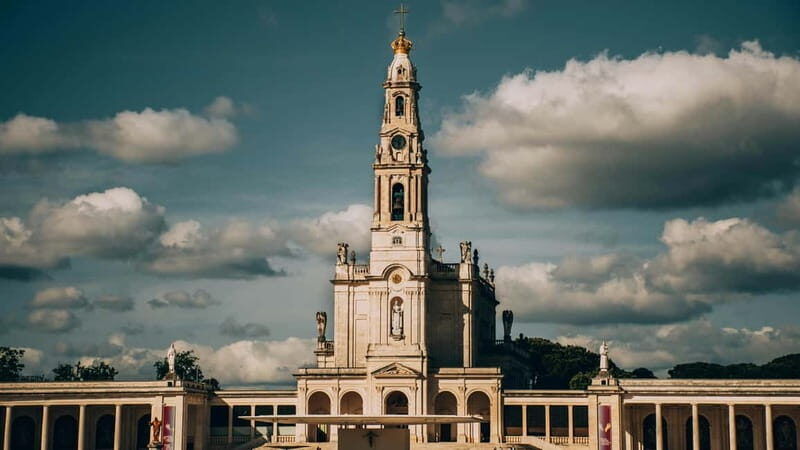 Lisbon: Sanctuary of Our Lady of Fátima Guided Tour - Key Points