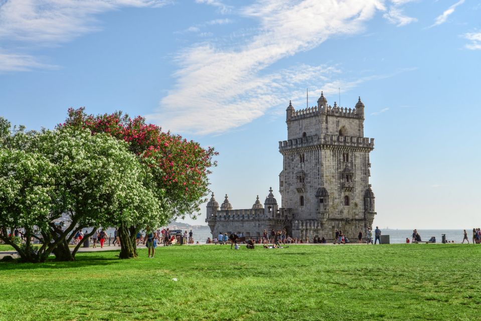 Lisbon: São Jorge Castle & Belém E-Ticket With Audio Guides - Key Attractions to Explore