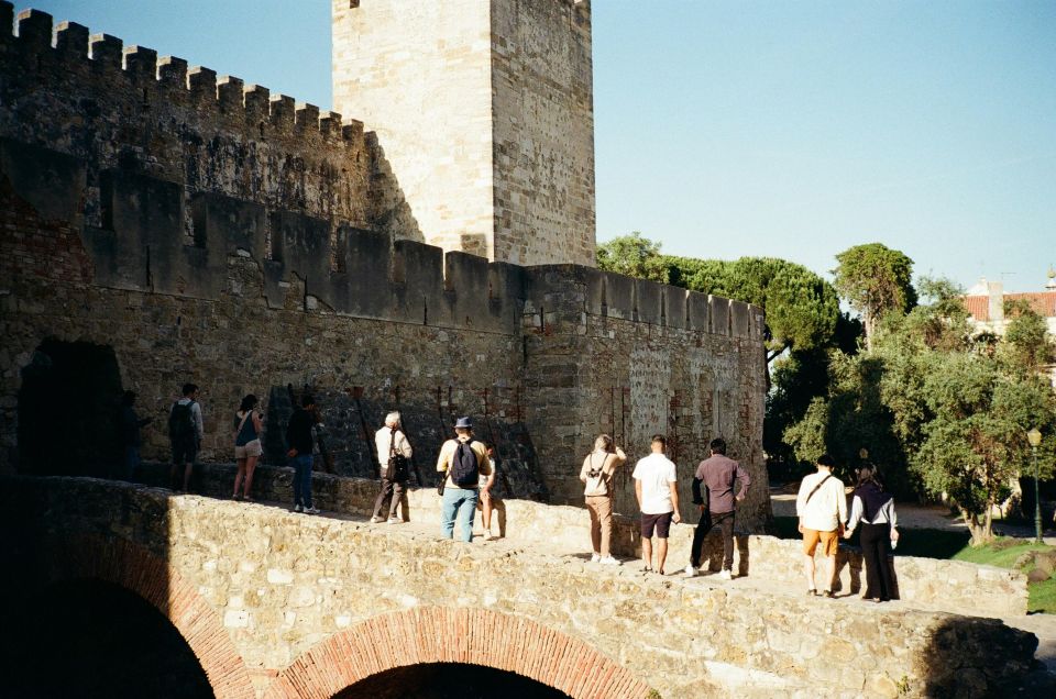 Lisbon: São Jorge Castle Skip-the-line Ticket - Included Amenities