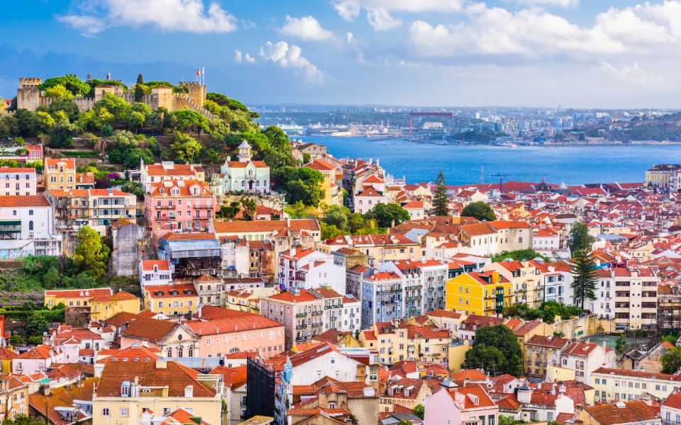 Lisbon: Self-Guided Outdoor Escape Game - Requirements