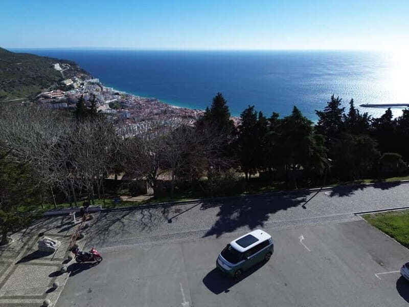 Lisbon: Sesimbra Stylish Electric ID.Buzz Tour with Lunch - Key Points