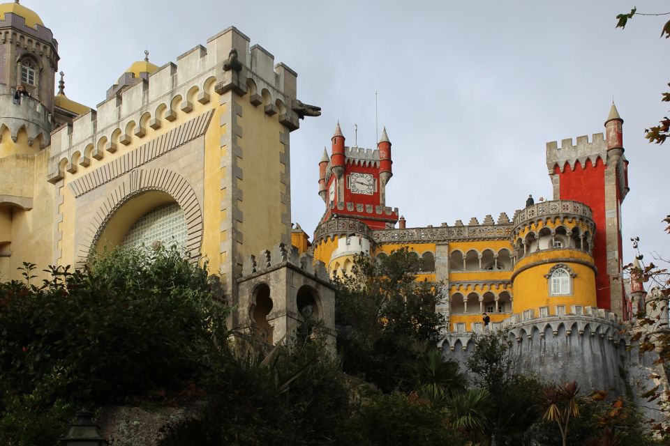 Lisbon: Sintra, Cascais, & Estoril Guided Day Tour - Highlights of Sintra