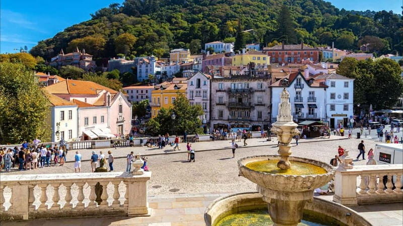 Lisbon: Sintra Half-Day Tour with Pena Palace & Regaleira - Pena Palace: The Crown Jewel