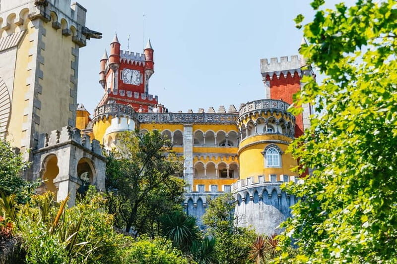 Lisbon: Sintra, Pena, Cabo da Roca, Cascais Tour with Pickup - Who this tour is perfect for