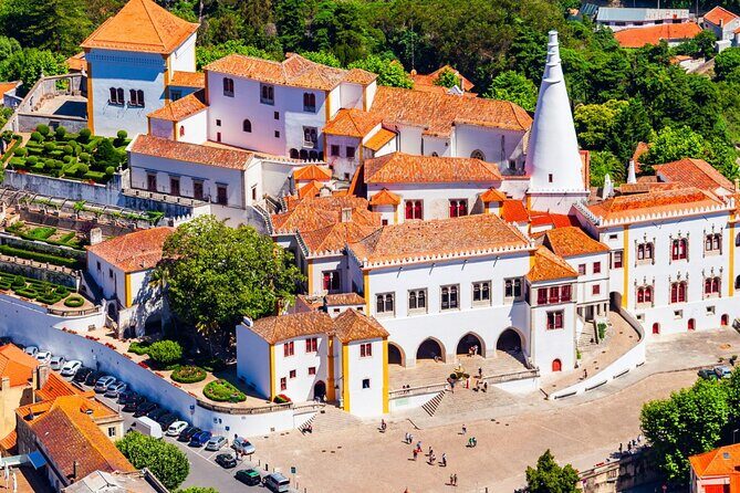Lisbon: Sintra, Pena Palace, Cascais & Cabo Small Group Day Tour - Practical Details and What to Expect