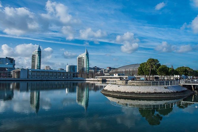 Lisbon Small-Group Sightseeing City Tour With Transportation - Explore Lisbons Modernity