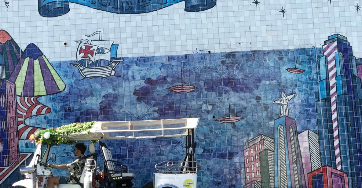 Lisbon: Street Art Private Guided Tour by Tuk-Tuk - Blending of Azulejos and Street Art