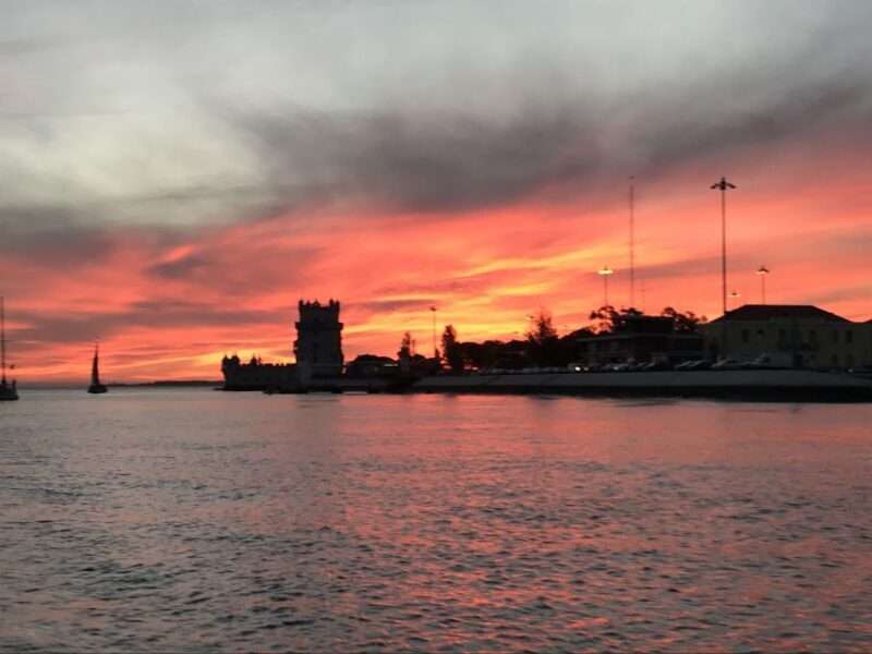 Lisbon: Sunset and Wine Luxury Catamaran Cruise - FAQ