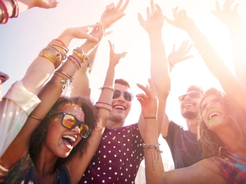 Lisbon: Sunset Boat Party Cruise with DJ and Open Bar - The Sum Up