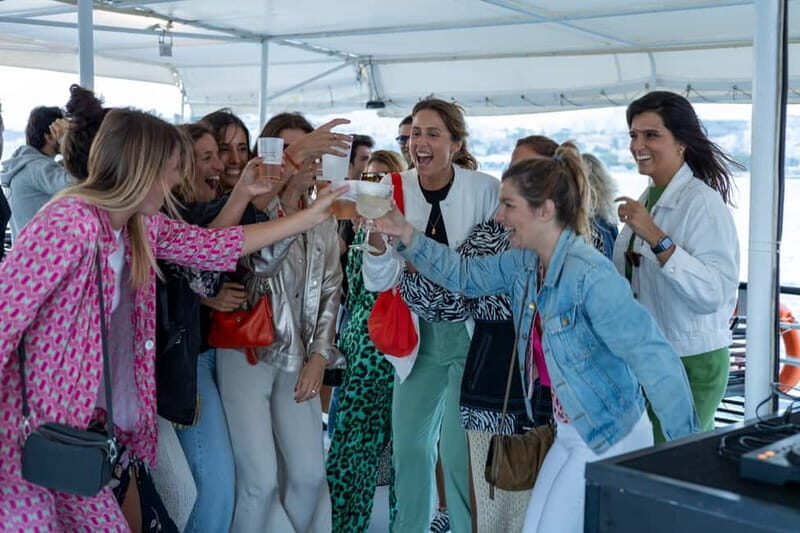 Lisbon: Sunset Boat Tour with Music and Drinks - Practical Details and Tips
