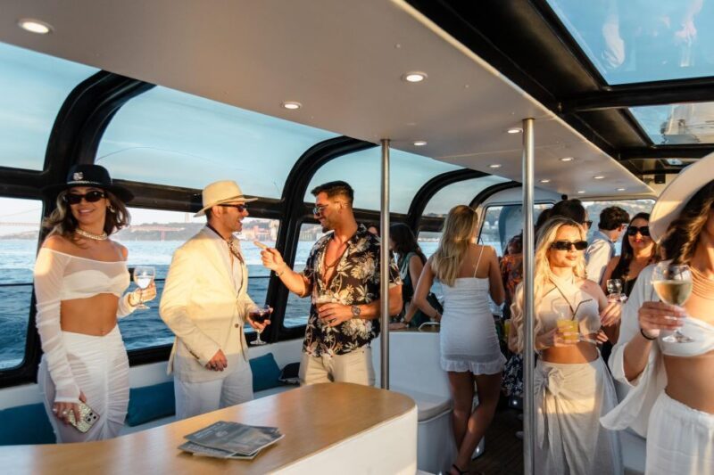 Lisbon: Sunset/Night Boat Party with Open Bar, Snacks & DJ - Key Points