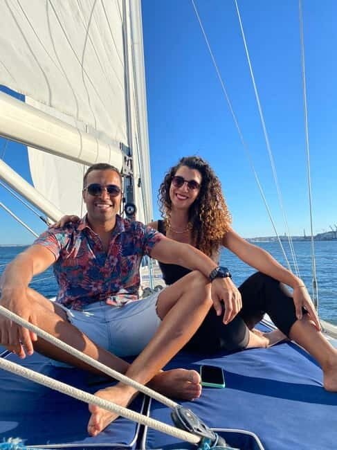 Lisbon: Sunset Sailing with Drinks and Snacks (2,5 hours) - Practical Considerations