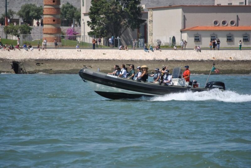 Lisbon: Sunset SpeedBoat Tour - Key Points