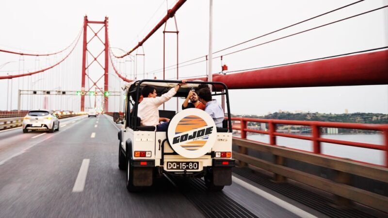 LISBON SUNSET TO NIGHT in Vintage Jeep with FOOD & DRINKS - A Warm, Personal Introduction to the Tour
