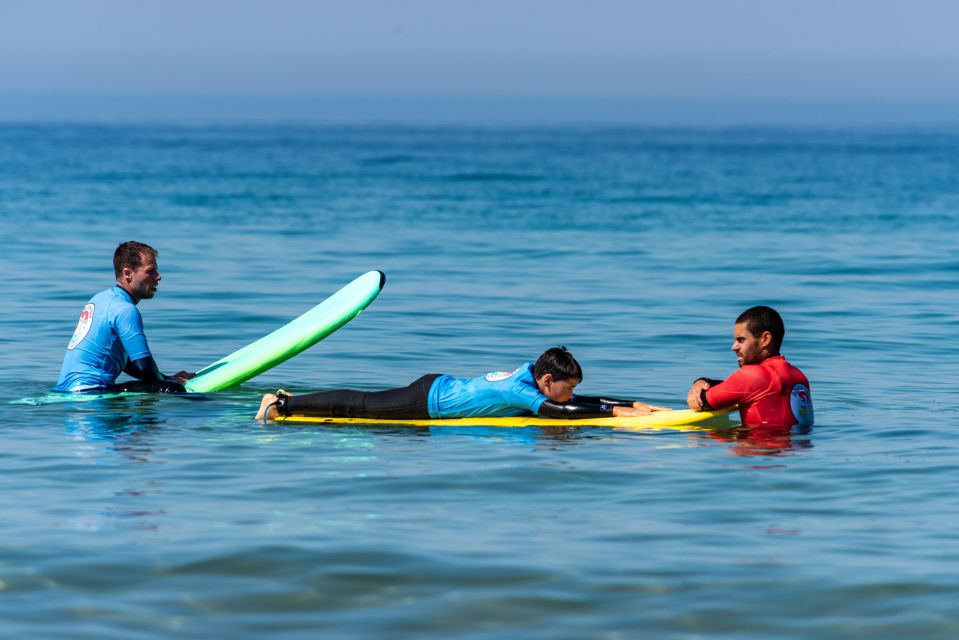 Lisbon: Surf Lessons Groups and Private - Meeting Point
