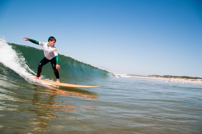 Lisbon: Surfing Group Lesson - FAQs