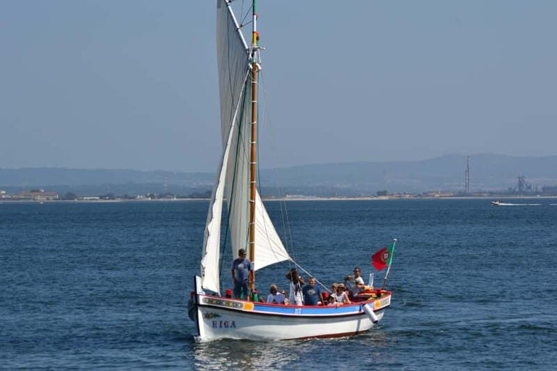 Lisbon: Tagus Cruise on Historic 1895 Boat with Drinks - Key Points
