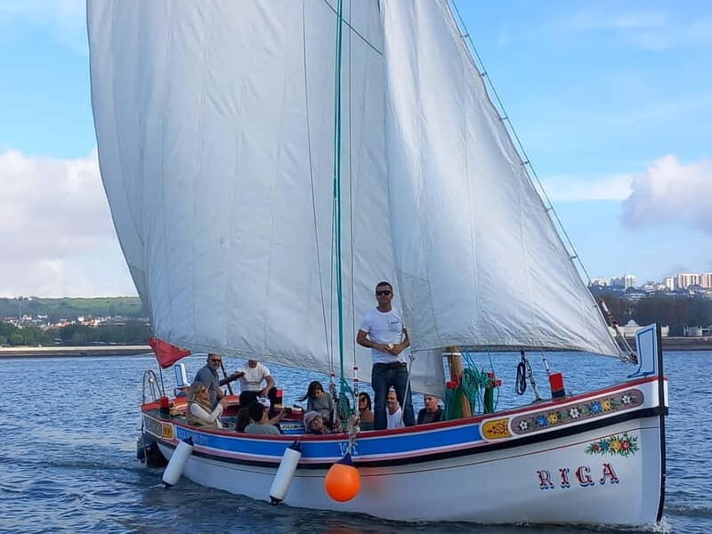 Lisbon: Tagus Cruise on Historic 1895 Boat with Drinks - Who This Cruise Is Perfect For