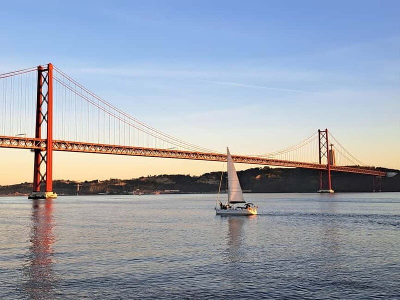 Lisbon: Tagus River Sailboat Tour with Sparkling Wine - Why This Tour Works Well