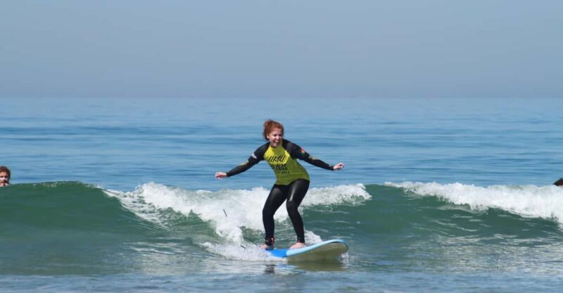 Lisbon: The Surf Instructor - surf lessons with transfer - Key Points
