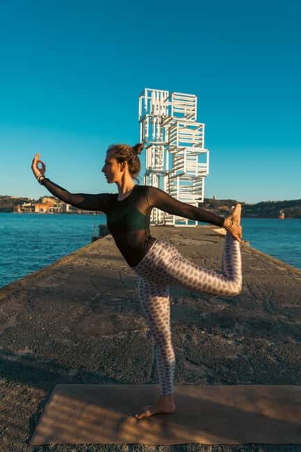 Lisbon Through the Lens Photoshoot with a Local Professional - A Close Look at the Experience