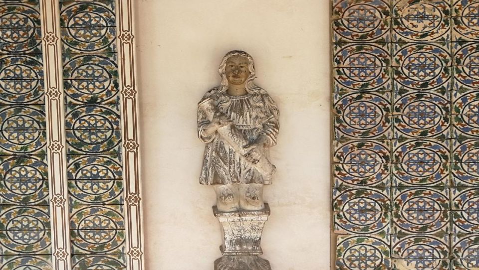 Lisbon: Tile Museum, Bridges, and Tile Workshop Private Tour - Transportation and Inclusions