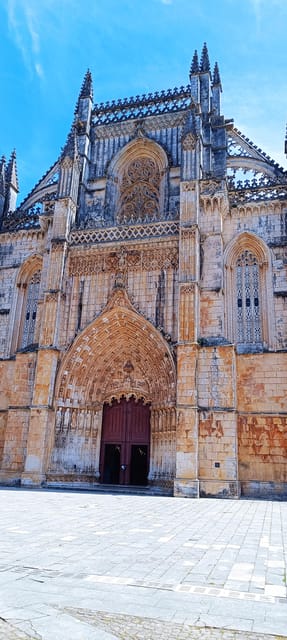 Lisbon: to Porto or vice versa Day Tour with up to 3 stops - Who Should Consider This Tour?