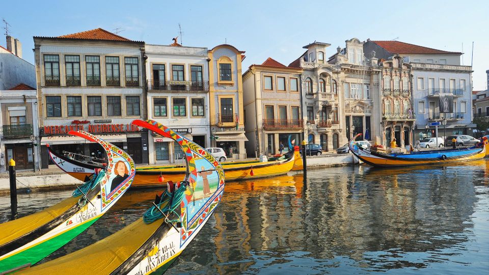 Lisbon to Porto Stop Óbidos, Nazaré, Fátima, Coimbra, Aveiro - Exclusions and Additional Fees