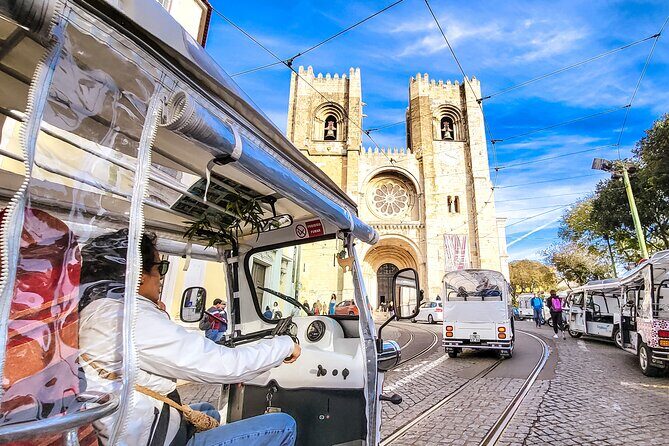 Lisbon tour Oldtown & Viewpoints on a tuktuk - An In-Depth Look at the Lisbon Oldtown & Viewpoints Tuktuk Tour