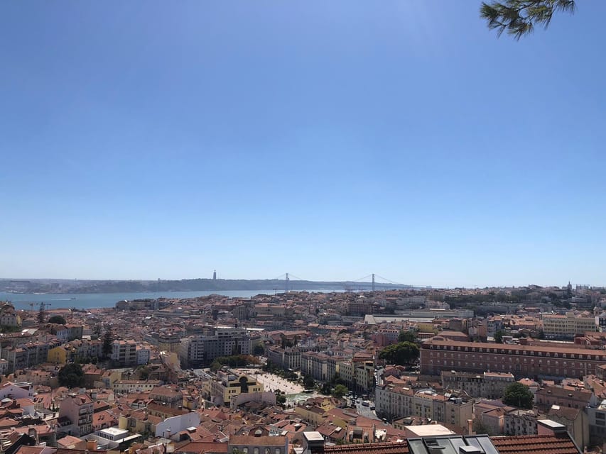 Lisbon: Tuk Tuk 1H30 Tour Old Town Complete with a Old Timer - Why a Tuk Tuk Tour Is a Smart Choice in Lisbon
