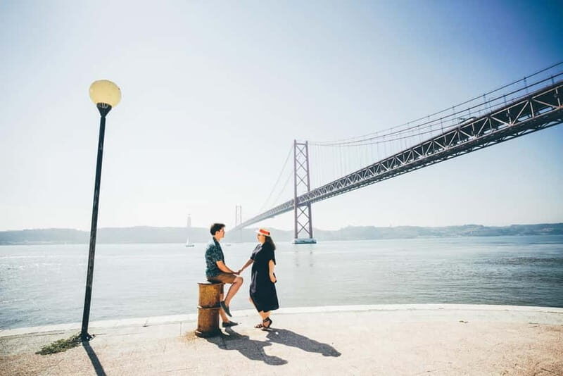 Lisbon: Tuk-Tuk in Lisbon, Private Photoshoot Experience - An Innovative Way to Experience Lisbon