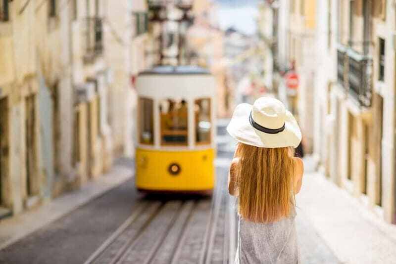 Lisbon: Tuk-Tuk in Lisbon, Private Photoshoot Experience - What to Expect During Your Tour