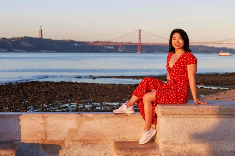 Lisbon: Tuk Tuk Tour and Photoshoot (Guide + Photographer) - FAQ