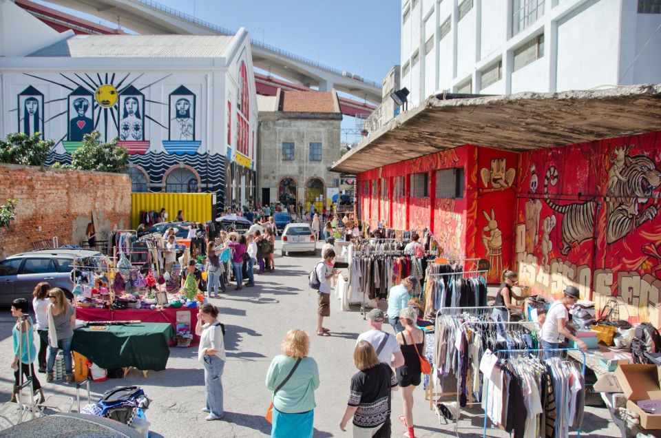 Lisbon: Tuk Tuk Tour, Belem and Cascais - Live Tour Guide
