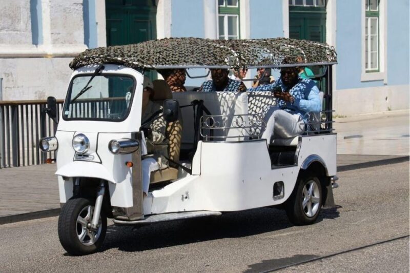 Lisbon: Tuk Tuk tour, Cascais tour, and Dinner all in one - Who Would Love This Experience?