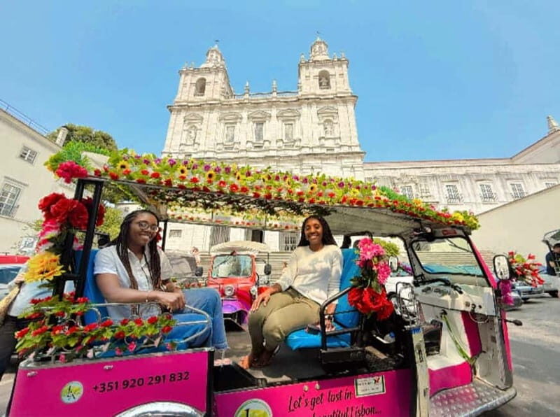 Lisbon: Tuk-Tuk Tour Historical Alfama old town private tour - Exploring Lisbon’s Alfama by Tuk-Tuk: What to Expect