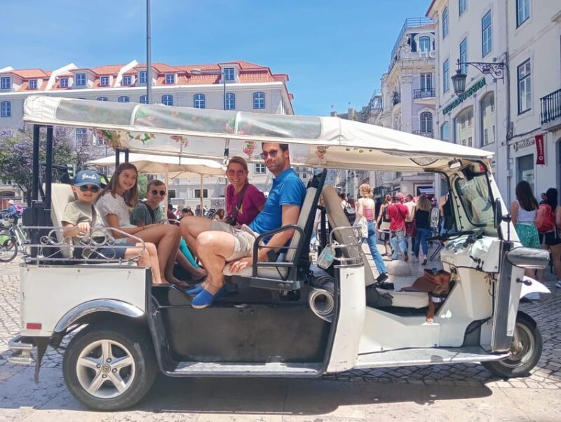Lisbon: Tuk-Tuk Tour Historical Alfama old town private tour - Who Should Book This Tour?
