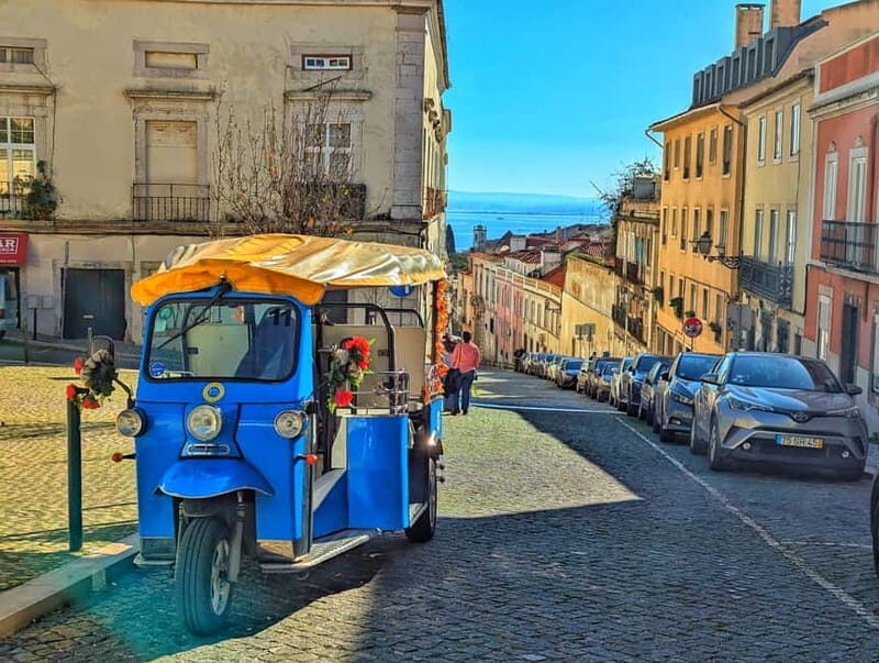 Lisbon: Tuk Tuk Tour of Belém Historic Area - Discovering Lisbon in a New Way