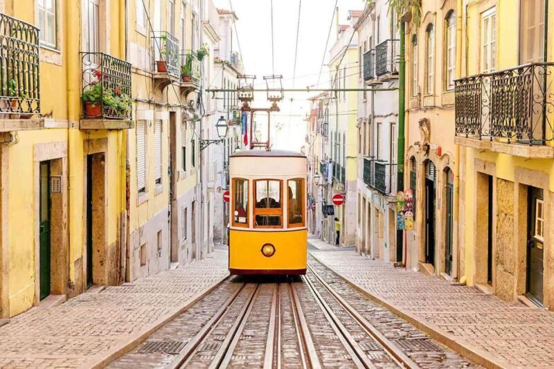 lisbon tuktuk tour 2 hours - FAQs