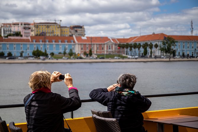 Lisbon Yellow Boat River Hop-On Hop-Off Tour - Operational Information