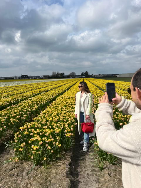 Lisse: Private Tulip Fields Tour With a Local Guide - Good To Know