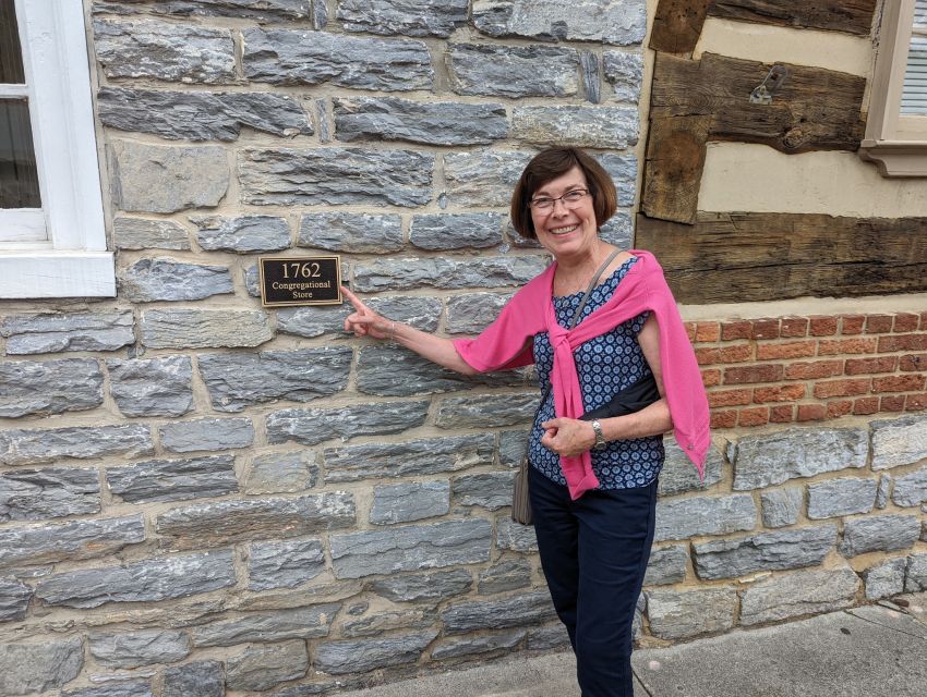 Lititz, Pennsylvania: Walking Tour of Historic Structures - Colonial Attire of the Guide