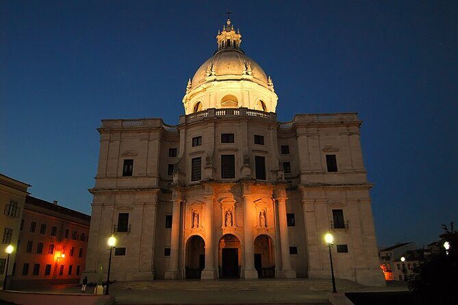 Live Fado Show with Traditional Dinner and Lisbon by Night - Value and Pricing