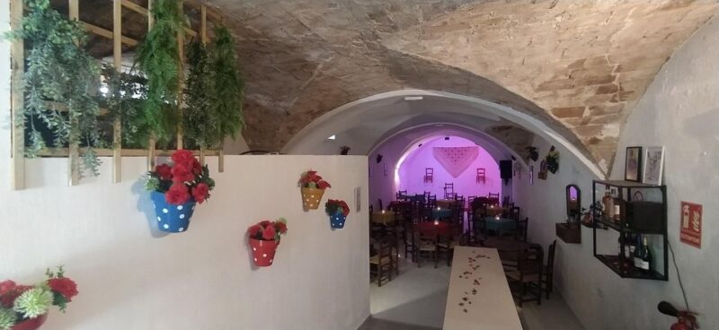 Live Flamenco Show Arcos De La Frontera - Performance Features