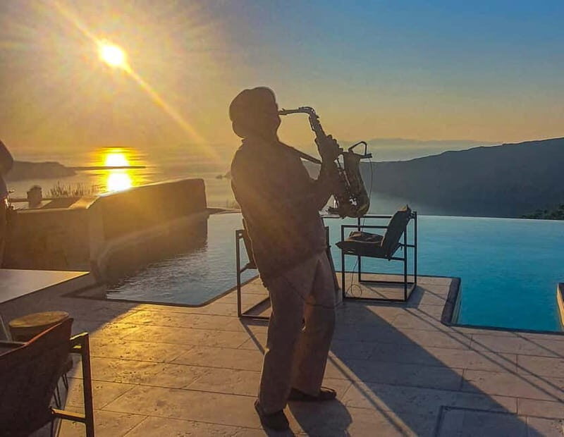 Live Music Dinner with Sunset and Caldera Views - An In-Depth Look at the Experience