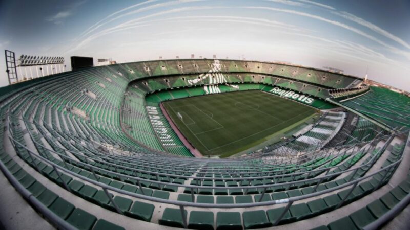 Live Real Betis Football Matches & Atmosphere With Local Fan - Key Points