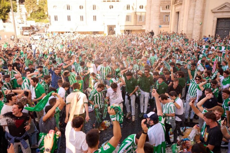 Live Real Betis Football Matches & Atmosphere With Local Fan - Host and Atmosphere