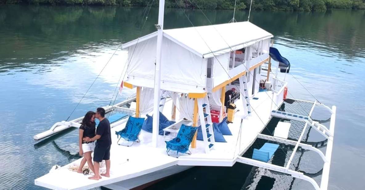 Liveaboard Komodo Tour 3 Days Private Boat - Island Hopping - Included in the Tour