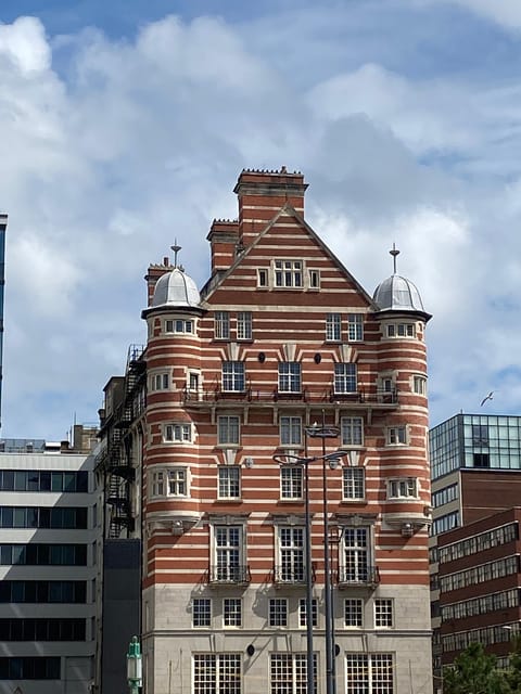 Liverpool: A Walk Through Time: Full History Walking Tour - What the Reviews Say About the Experience